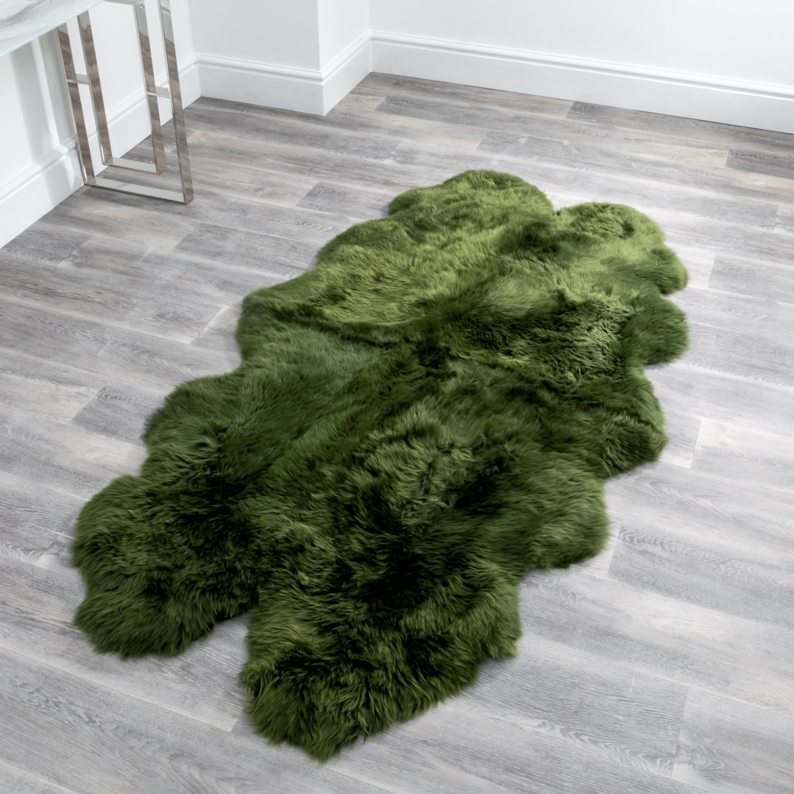 Natural New Zealand Quad Pelt Sheepskin Rug