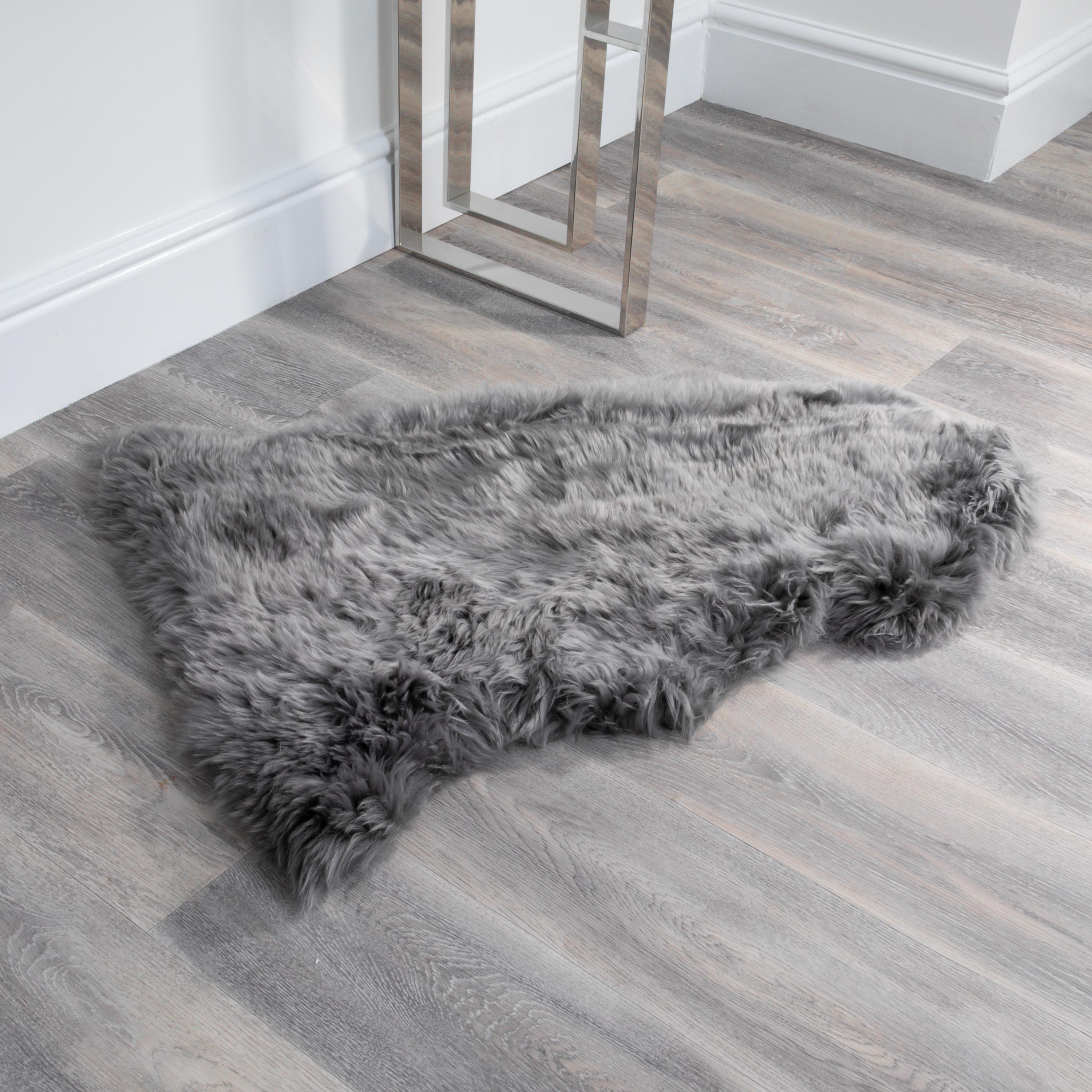 Natural New Zealand Large Long Pile Sheepskin Rug